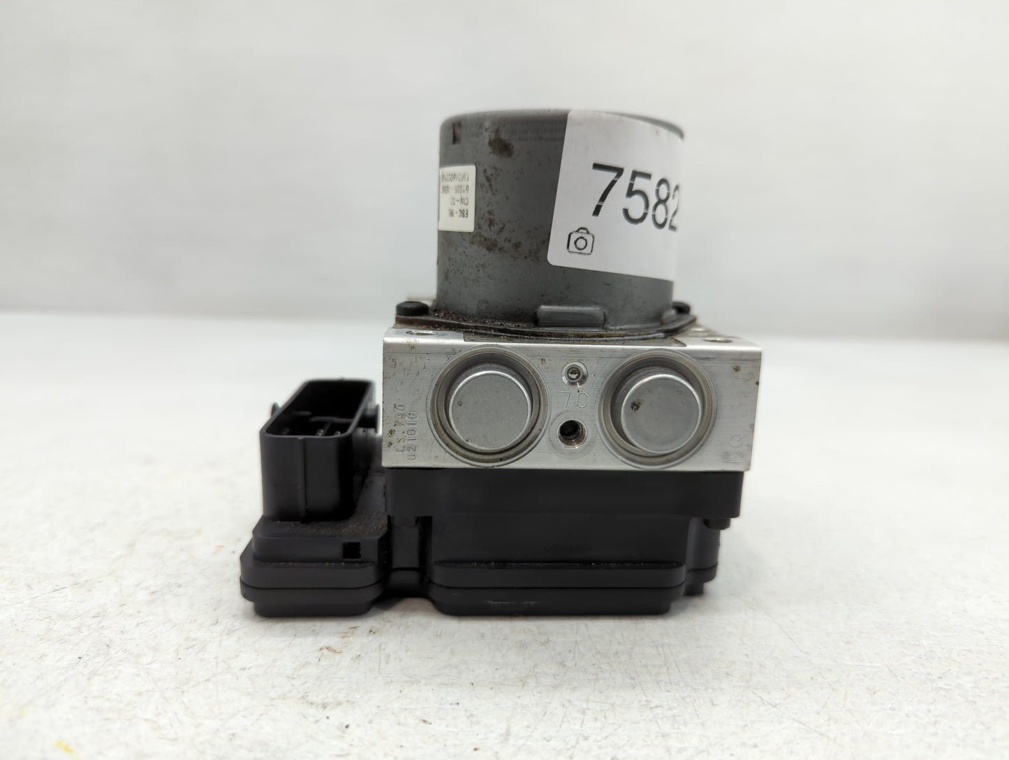 2017-2019 Kia Soul ABS Pump Control Module Replacement P/N:61589-45200 58920-B2120 Fits Fits 2017 2018 2019 OEM Used Auto Pa