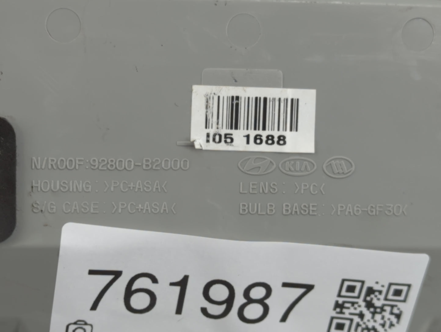 2014-2019 Kia Soul Overhead Roof Console 761987 - Oemusedautoparts1.com