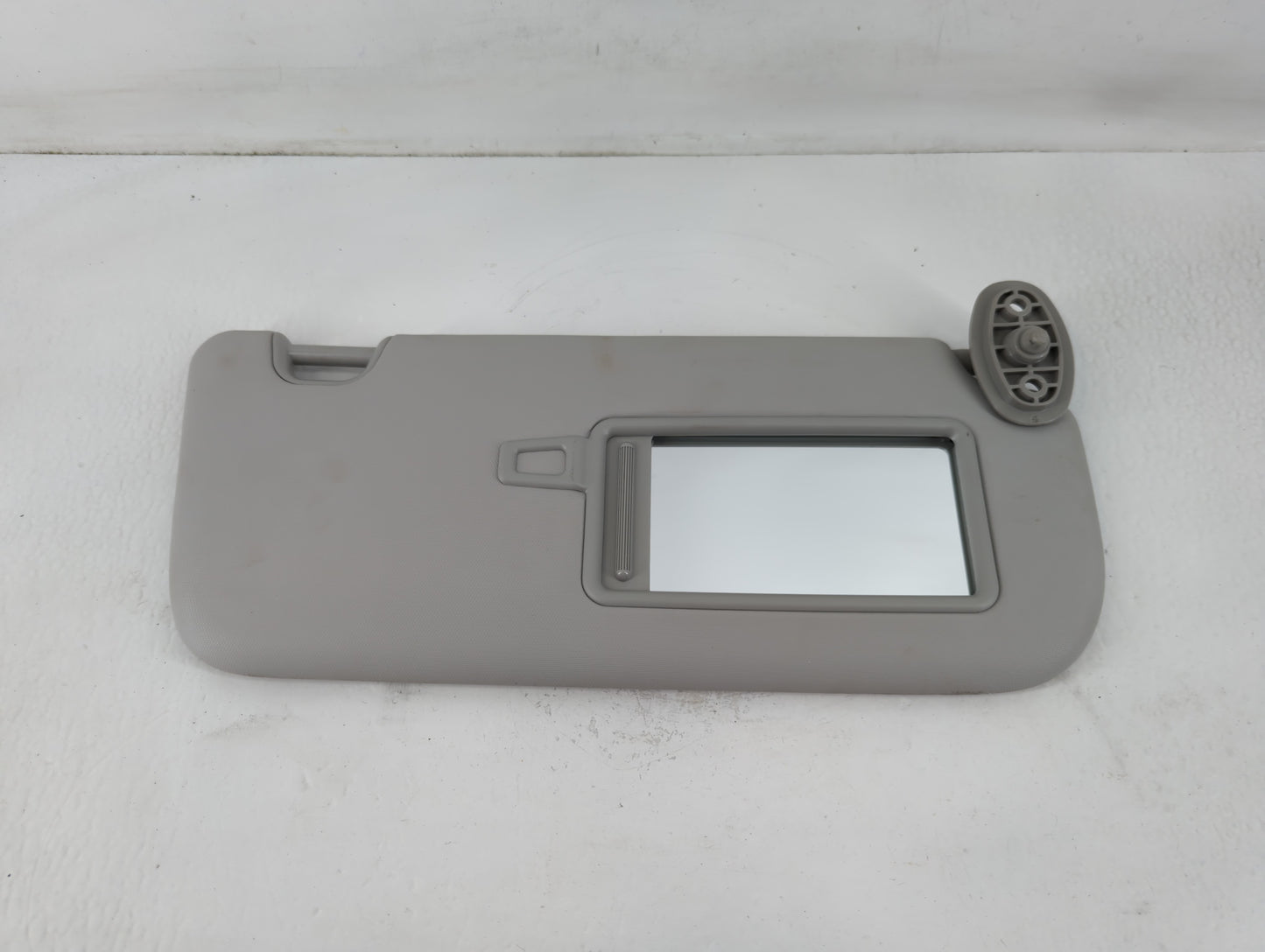 2014-2019 Kia Soul Sun Visor Shade Replacement Passenger Right Mirror Fits Fits 2014 2015 2016 2017 2018 2019 OEM Used Auto 