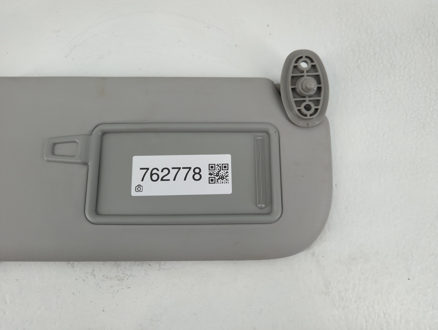 2014-2019 Kia Soul Sun Visor Shade Replacement Passenger Right Mirror Fits Fits 2014 2015 2016 2017 2018 2019 OEM Used Auto 