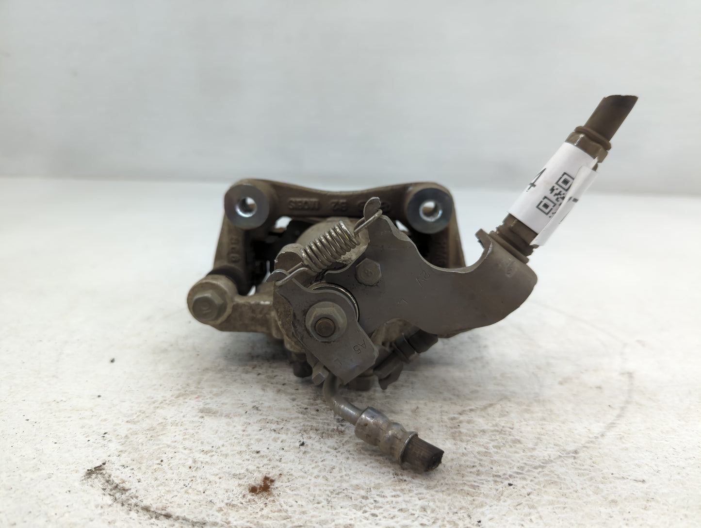 2014-2019 Kia Soul Front Driver Left Brake Caliper - Oemusedautoparts1.com