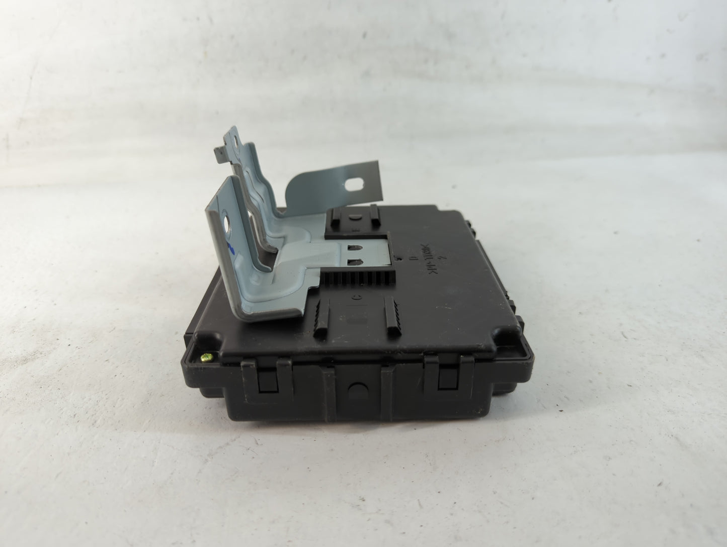 2017-2019 Kia Soul Chassis Control Module Ccm Bcm Body Control - Oemusedautoparts1.com