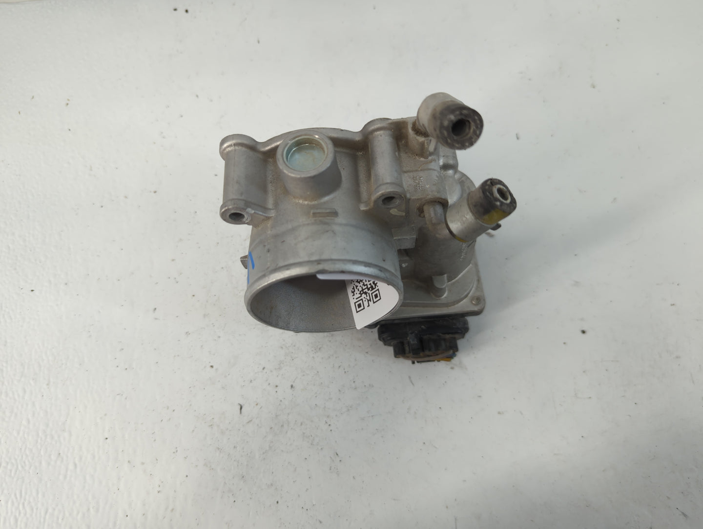 2014-2019 Kia Soul Throttle Body P/N:35100-2E000 Fits Fits 2011 2012 2013 2014 2015 2016 2017 2018 2019 2020 2021 OEM Used A