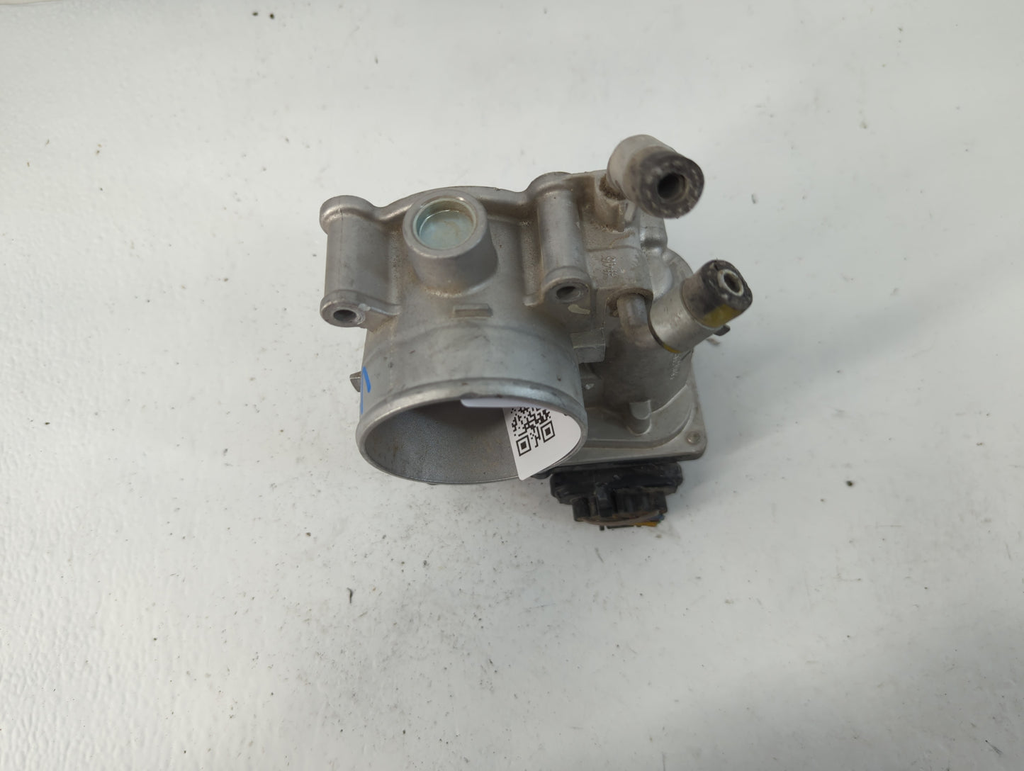 2014-2019 Kia Soul Throttle Body P/N:35100-2E000 Fits Fits 2011 2012 2013 2014 2015 2016 2017 2018 2019 2020 2021 OEM Used A