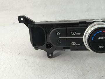 2017-2019 Kia Soul Climate Control Module Temperature AC/Heater Replacement P/N:97250-B2GQ1CA Fits Fits 2017 2018 2019 OEM Used Auto Parts