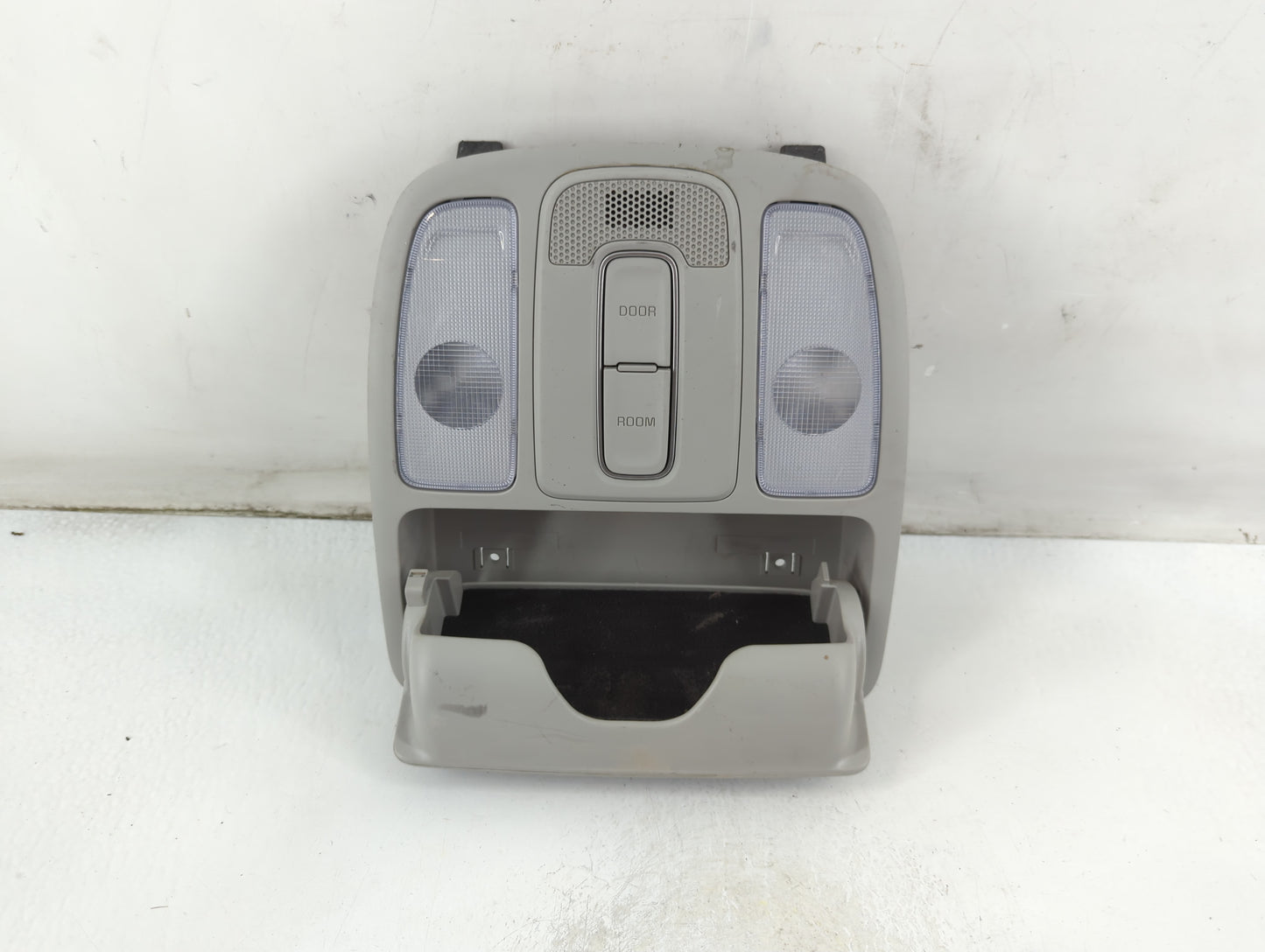 2014-2019 Kia Soul Overhead Roof Console 889119 - Oemusedautoparts1.com