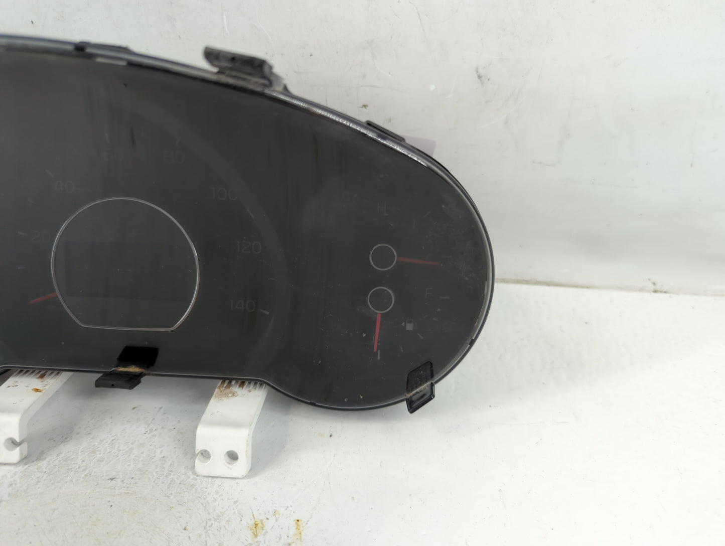 2017-2019 Kia Soul Instrument Cluster Speedometer Gauges P/N:94006-B2720 Fits Fits 2017 2018 2019 OEM Used Auto Parts - Oemu