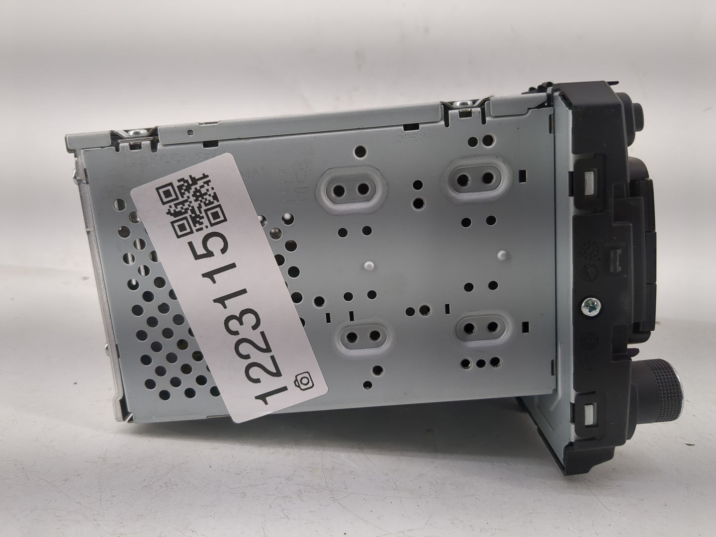 2017-2019 Kia Sportage Radio AM FM Cd Player Receiver Replacement P/N:96180-D9410WK Fits Fits 2017 2018 2019 OEM Used Auto P