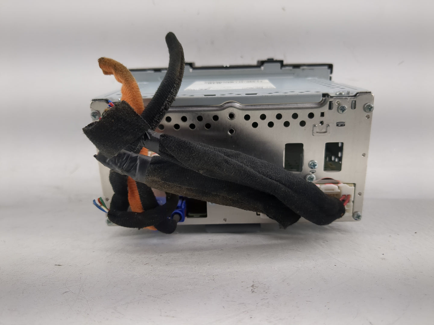 2018-2019 Kia Sportage Radio AM FM Cd Player Receiver Replacement P/N:96160-D9100WK Fits Fits 2018 2019 OEM Used Auto Parts 