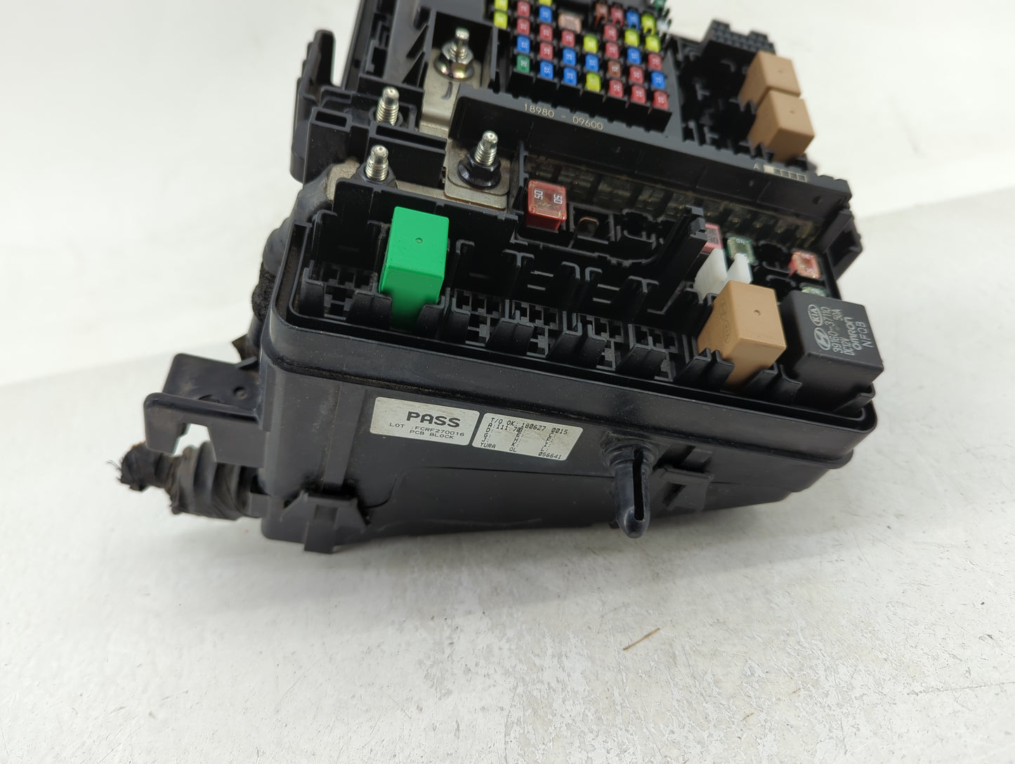 2017-2019 Kia Sportage Fusebox Fuse Box Panel Relay Module P/N:91941-D3022 Fits Fits 2017 2018 2019 OEM Used Auto Parts - Oe