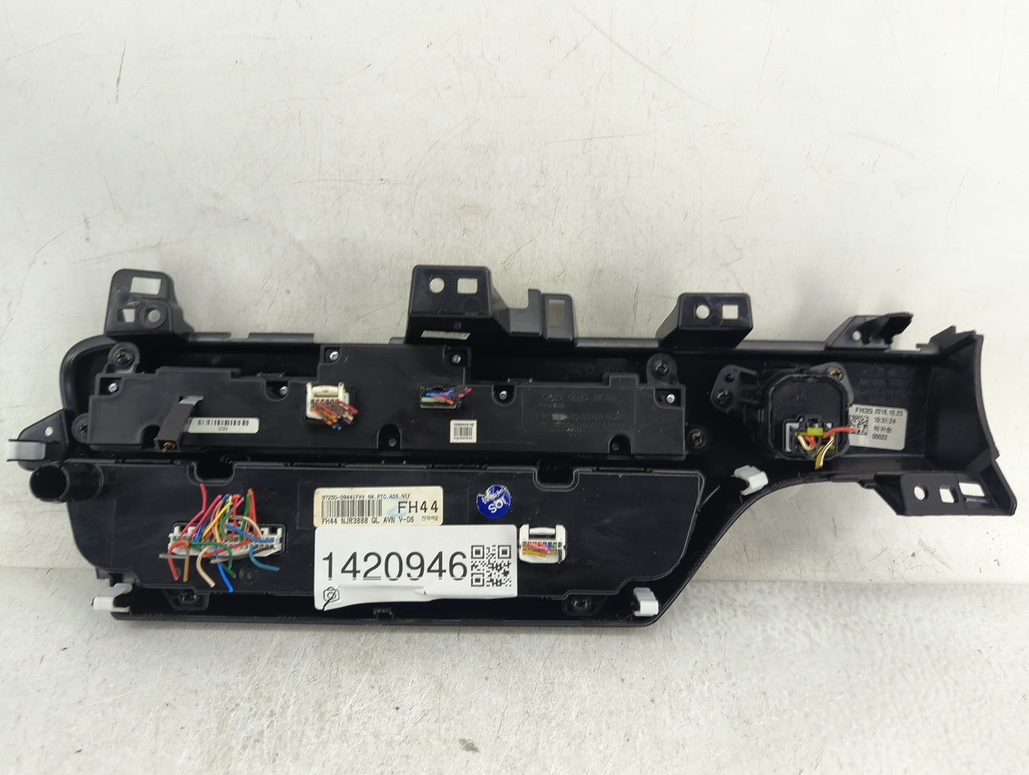 2017-2019 Kia Sportage Climate Control Module Temperature AC/Heater Replacement P/N:97250D9341 Fits Fits 2017 2018 2019 OEM 