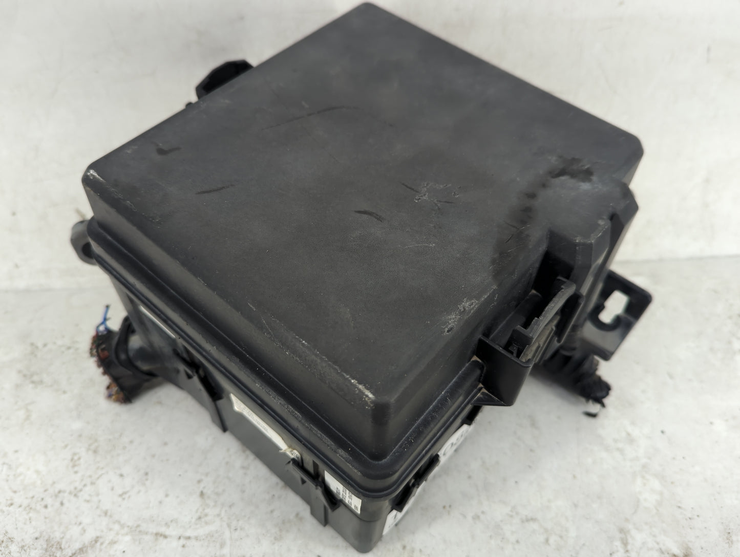 2017-2019 Kia Sportage Fusebox Fuse Box Panel Relay Module P/N:91950-D9800 91950-D9BC0, R617537B Fits Fits 2017 2018 2019 OE