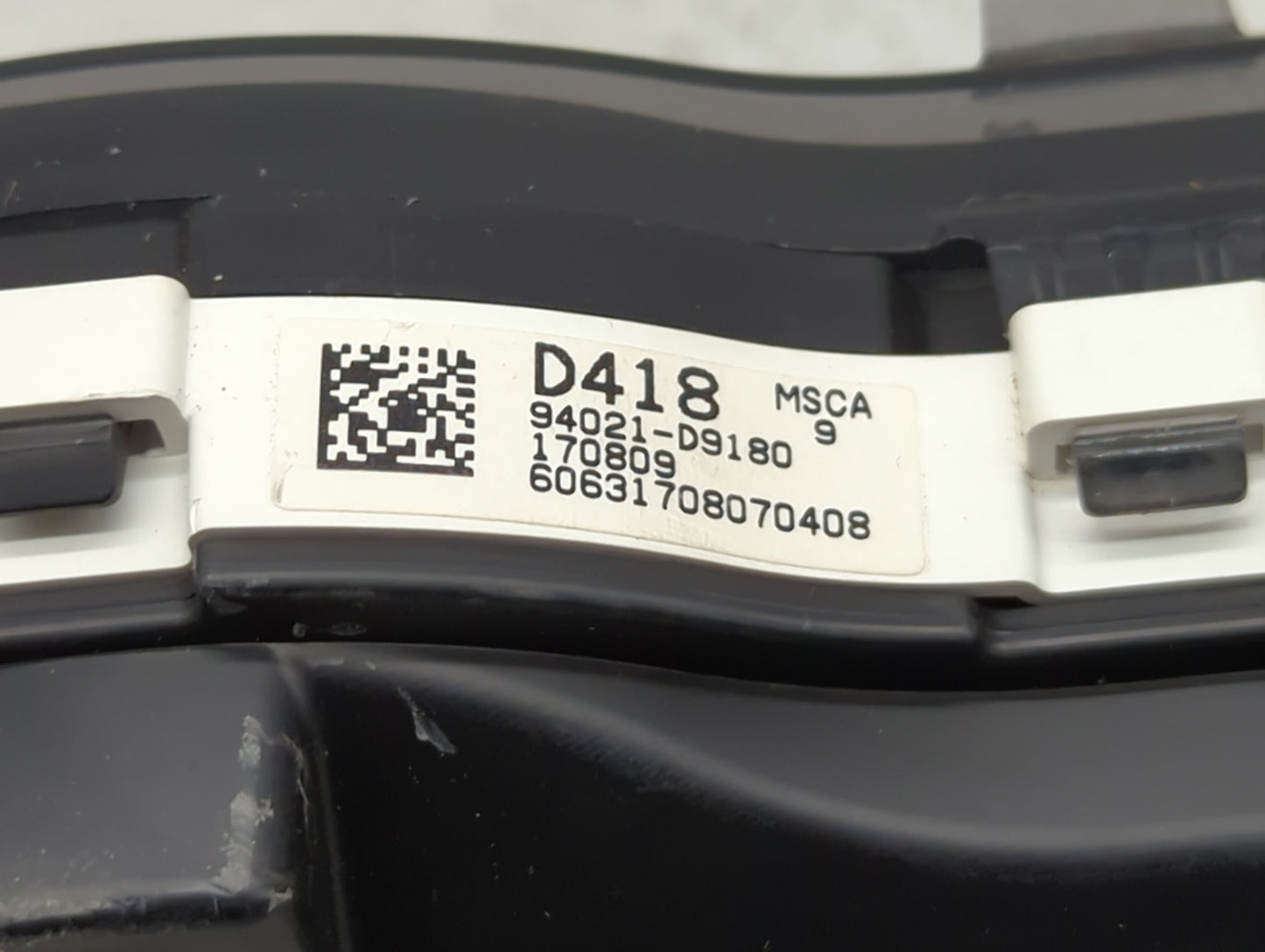 2018-2019 Kia Sportage Instrument Cluster Speedometer Gauges P/N:94021-D9180 Miles: Fits Fits 2018 2019 OEM Used Auto Parts 