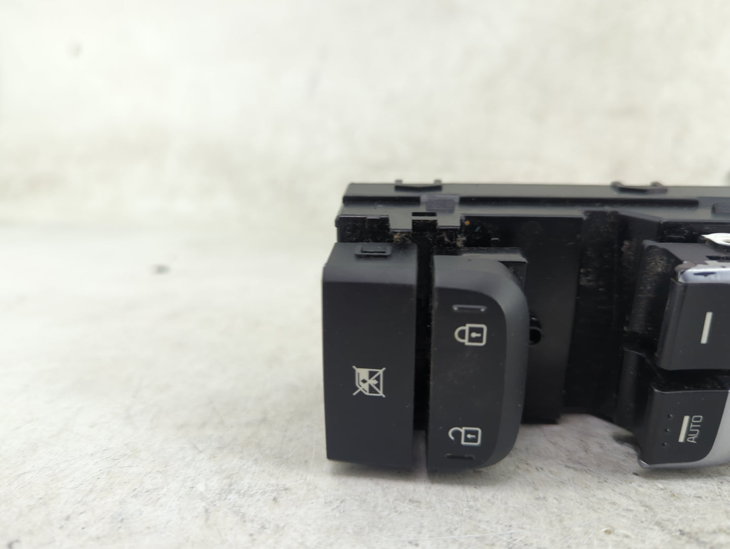 2017-2021 Kia Sportage Master Power Window Switch Replacement Driver Side Left Fits Fits 2017 2018 2019 2020 2021 OEM Used A