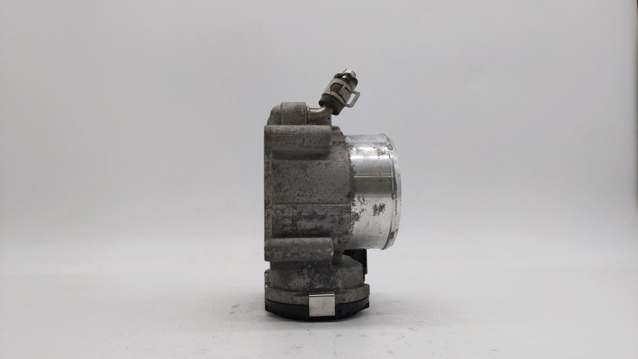 2017-2019 Kia Sportage Throttle Body P/N:35100-2G600 Fits Fits 2015 2016 2017 2018 2019 OEM Used Auto Parts - Oemusedautopar