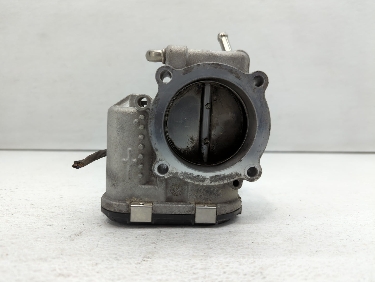 2017-2021 Kia Sportage Throttle Body P/N:35100-2G600 Fits Fits 2015 2016 2017 2018 2019 2020 2021 OEM Used Auto Parts - Oemu