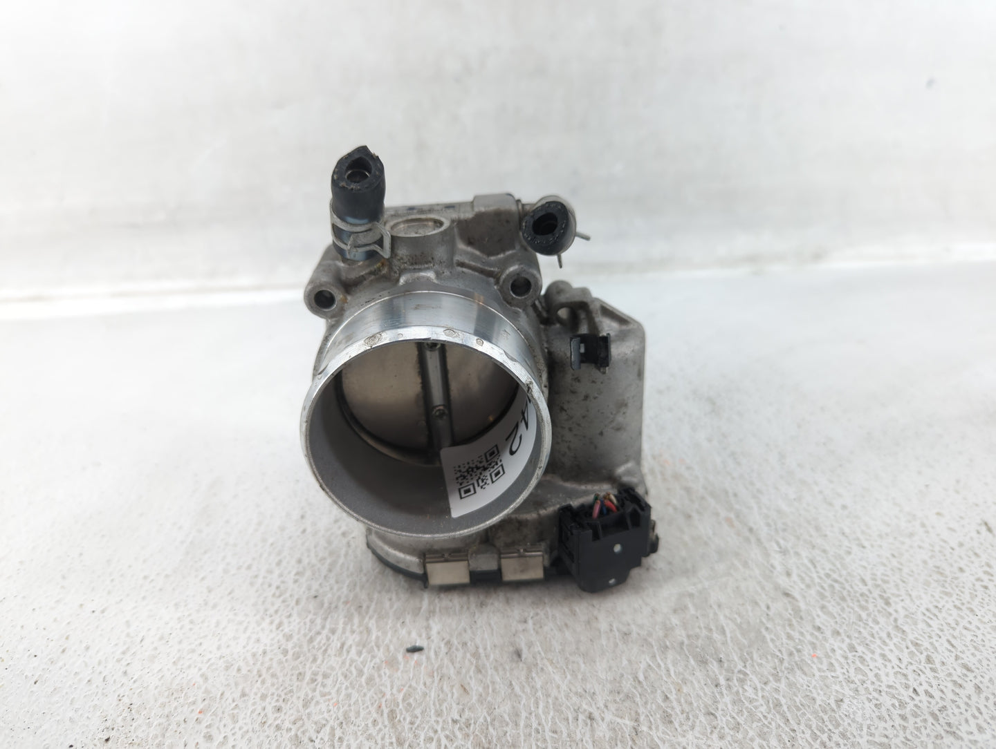 2017-2021 Kia Sportage Throttle Body P/N:35100-2G600 Fits Fits 2015 2016 2017 2018 2019 2020 2021 OEM Used Auto Parts - Oemu