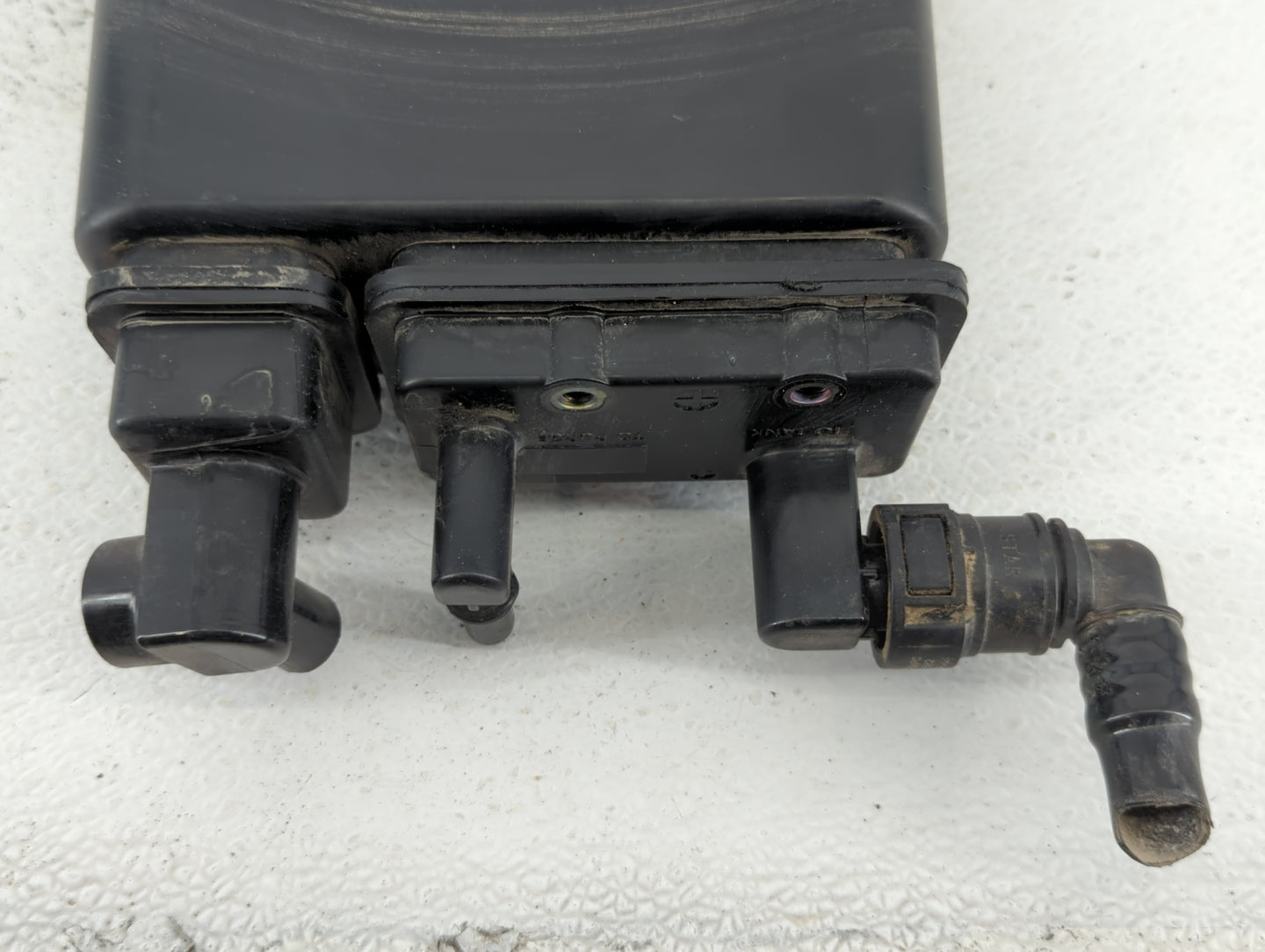 2019 Kia Sportage Fuel Vapor Charcoal Canister - Oemusedautoparts1.com