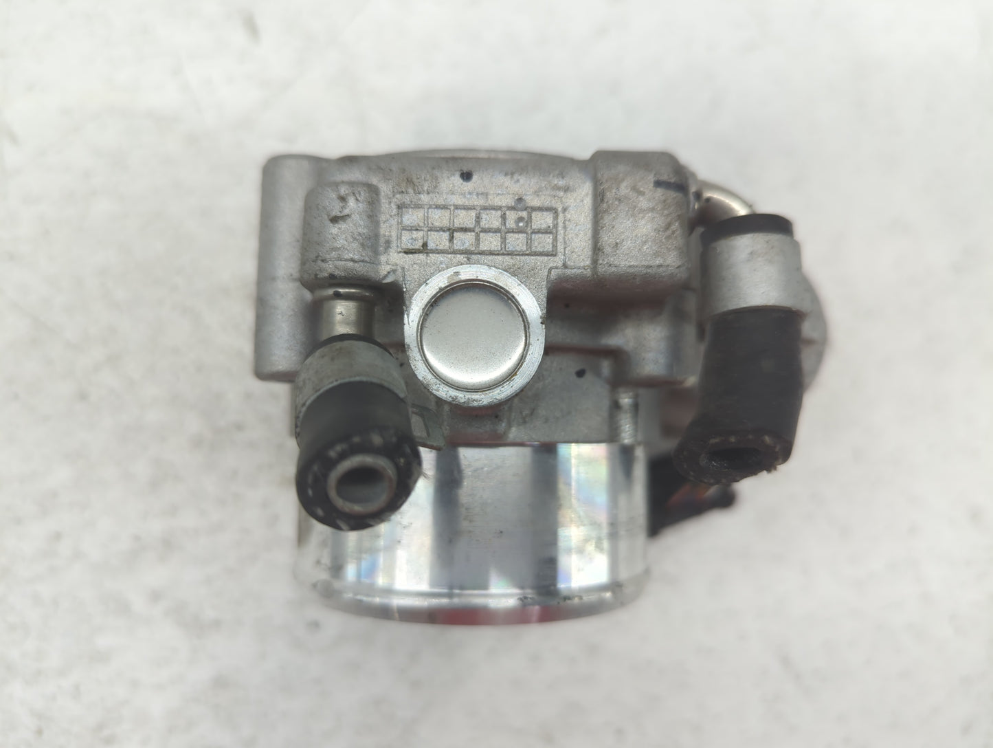 2017-2021 Kia Sportage Throttle Body P/N:0 280 750 618 35100-2G600 Fits Fits 2015 2016 2017 2018 2019 2020 2021 OEM Used Aut