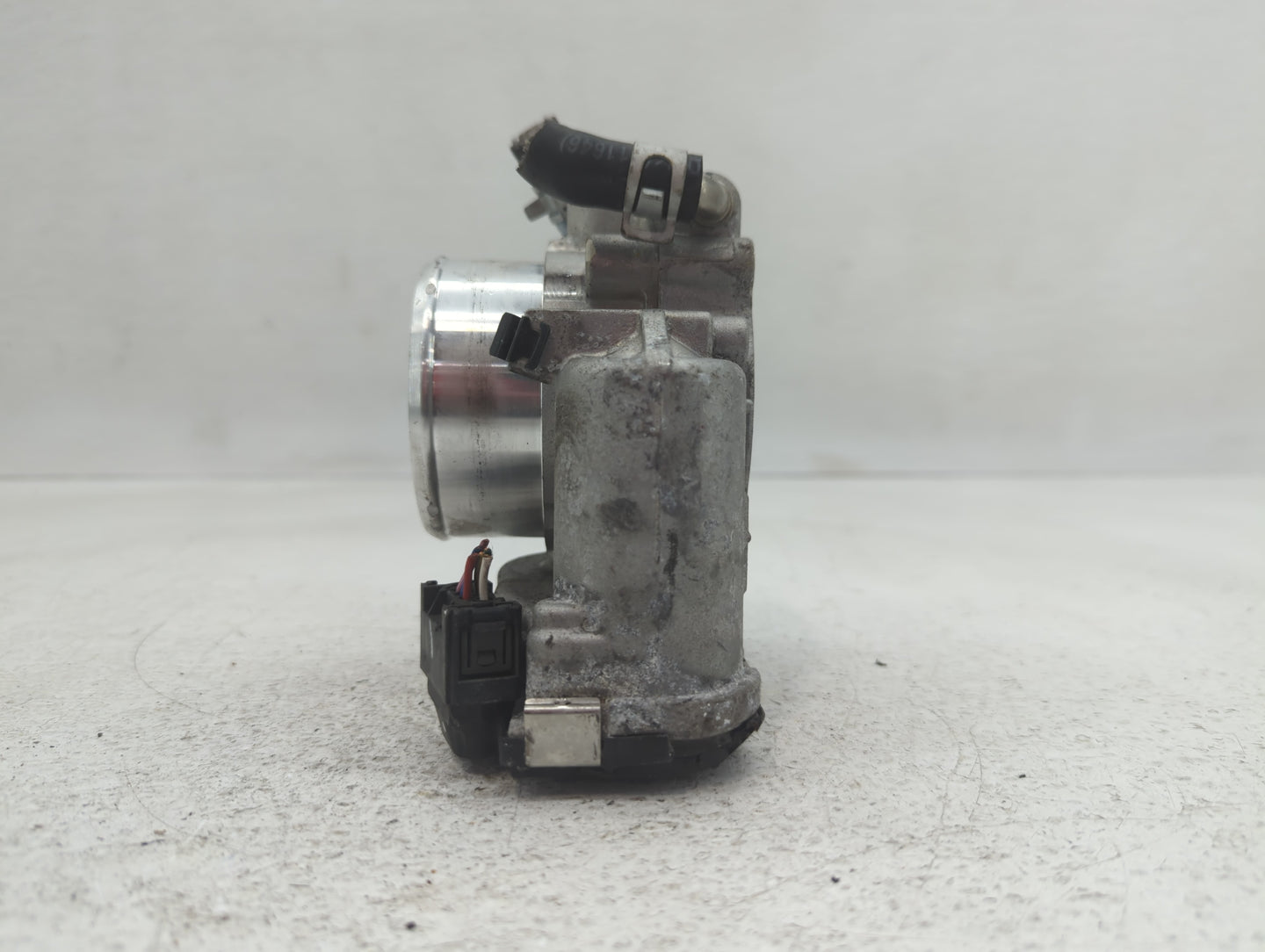 2017-2021 Kia Sportage Throttle Body P/N:0 280 750 618 35100-2G600 Fits Fits 2015 2016 2017 2018 2019 2020 2021 OEM Used Aut