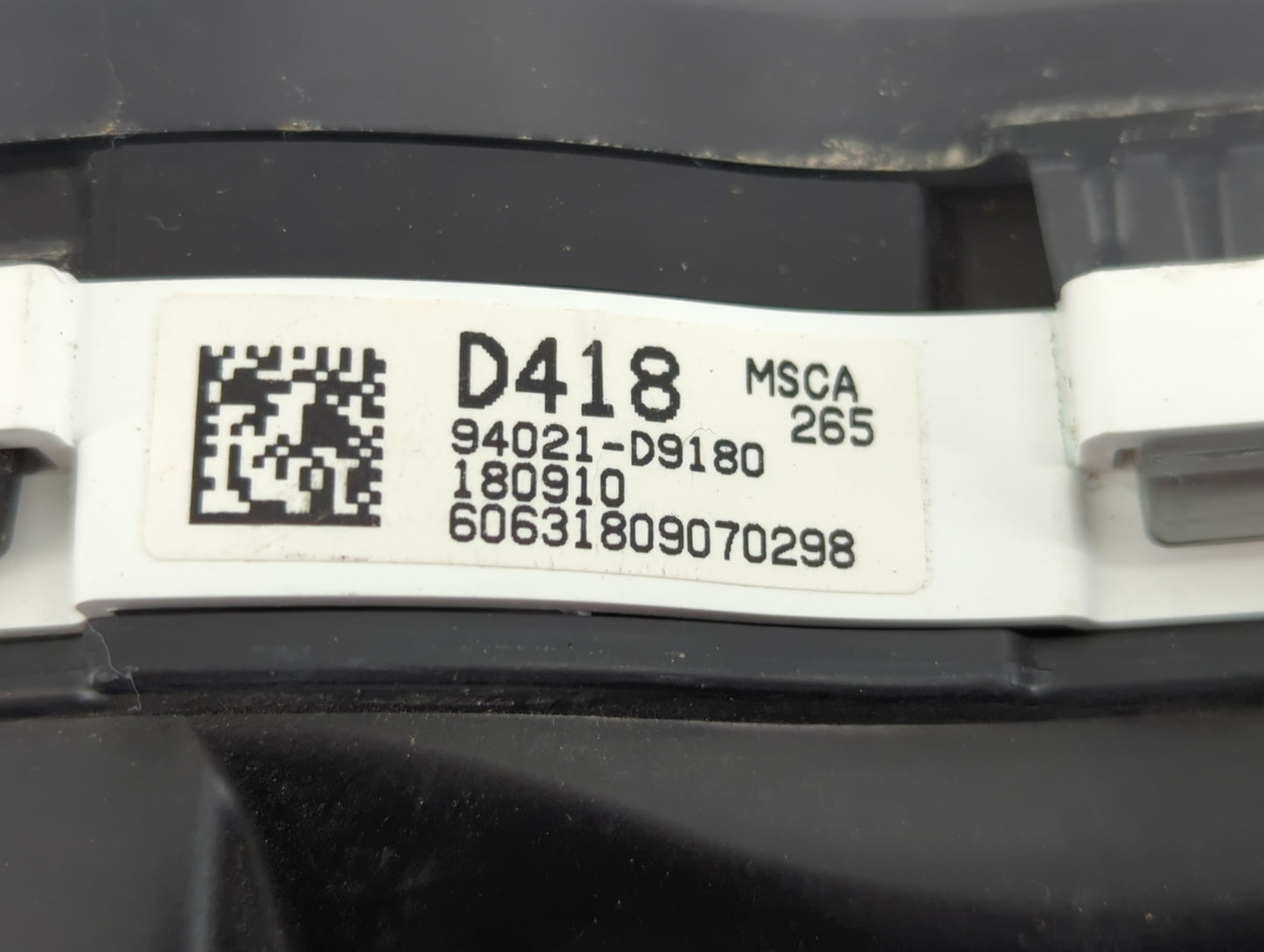 2018-2019 Kia Sportage Instrument Cluster Speedometer Gauges P/N:94021-D9180 Miles: Fits Fits 2018 2019 OEM Used Auto Parts 