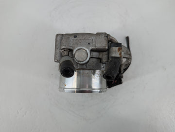 2017-2021 Kia Sportage Throttle Body P/N:0 280 750 618 35100-2G600 Fits Fits 2015 2016 2017 2018 2019 2020 2021 OEM Used Auto Parts