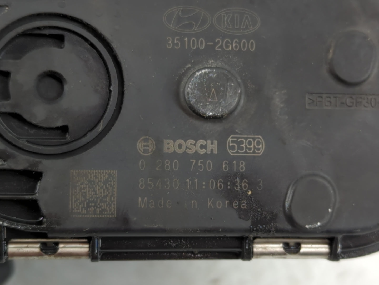 2017-2021 Kia Sportage Throttle Body P/N:0 280 750 618 35100-2G600 Fits Fits 2015 2016 2017 2018 2019 2020 2021 OEM Used Aut