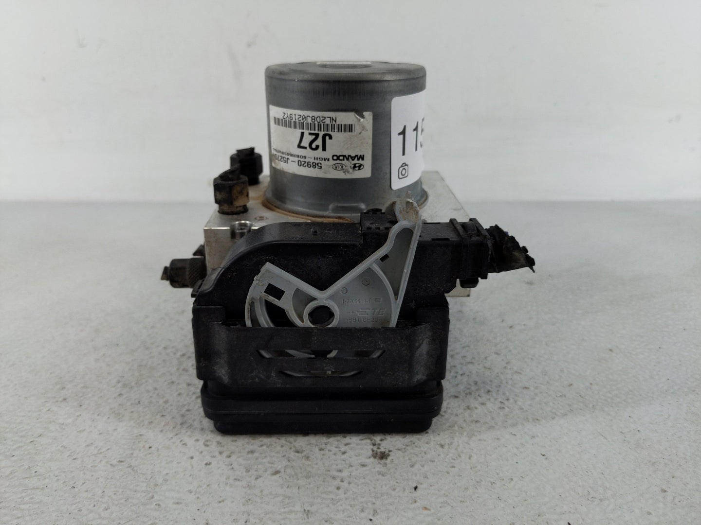 2018-2020 Kia Stinger ABS Pump Control Module Replacement P/N:58920-J5270 58920-J5170 Fits Fits 2018 2019 2020 OEM Used Auto