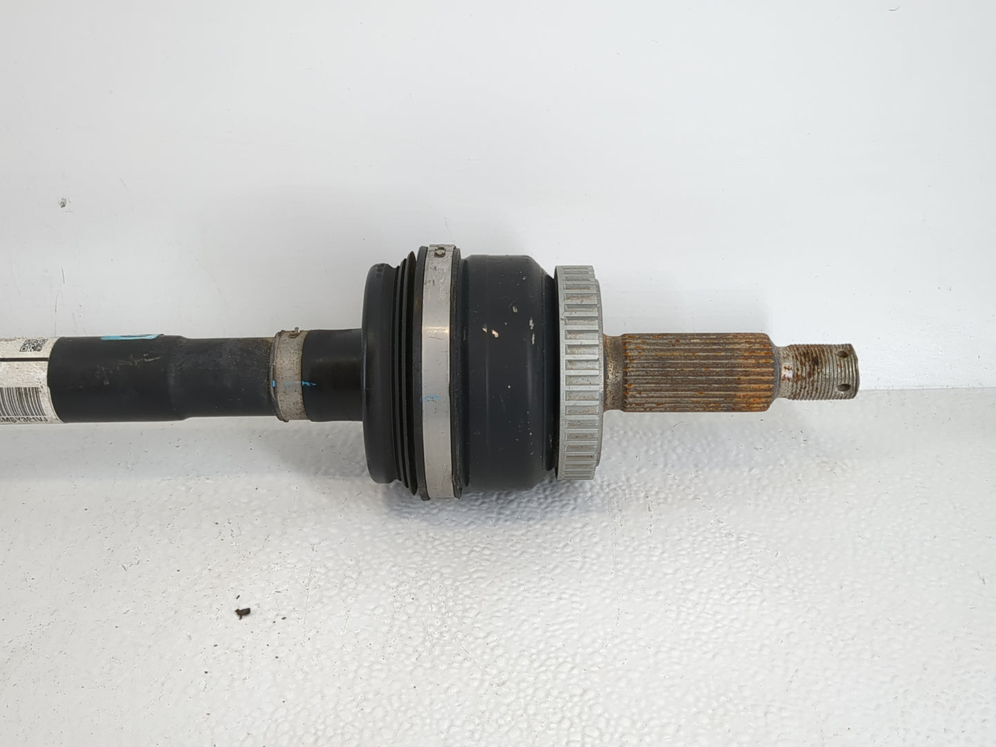 2018-2020 Kia Stinger Axle Shaft Front Driver Cv C/v - Oemusedautoparts1.com