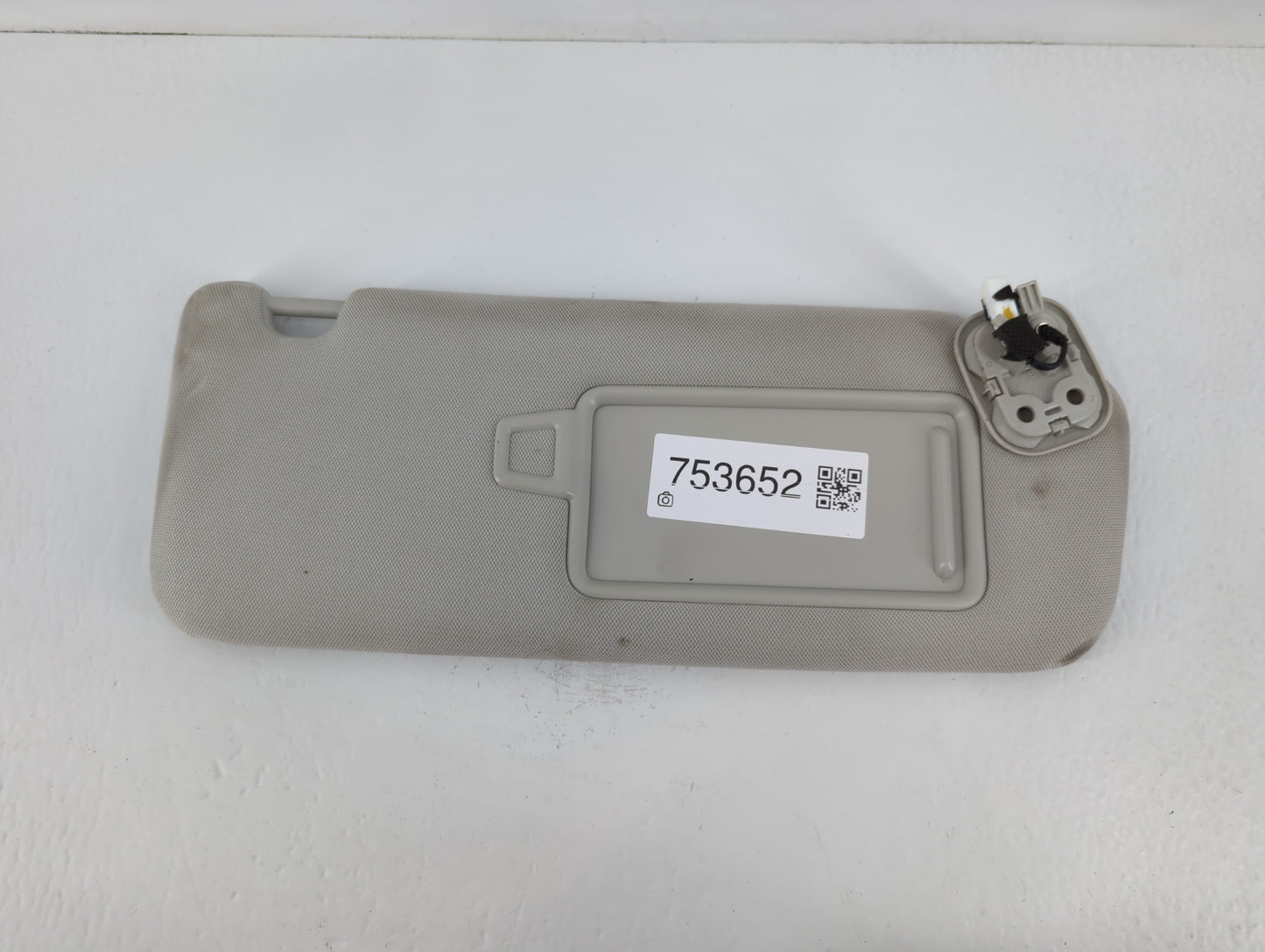 2018-2020 Kia Stinger Sun Visor Shade Replacement Passenger Right Mirror Fits Fits 2018 2019 2020 OEM Used Auto Parts - Oemu