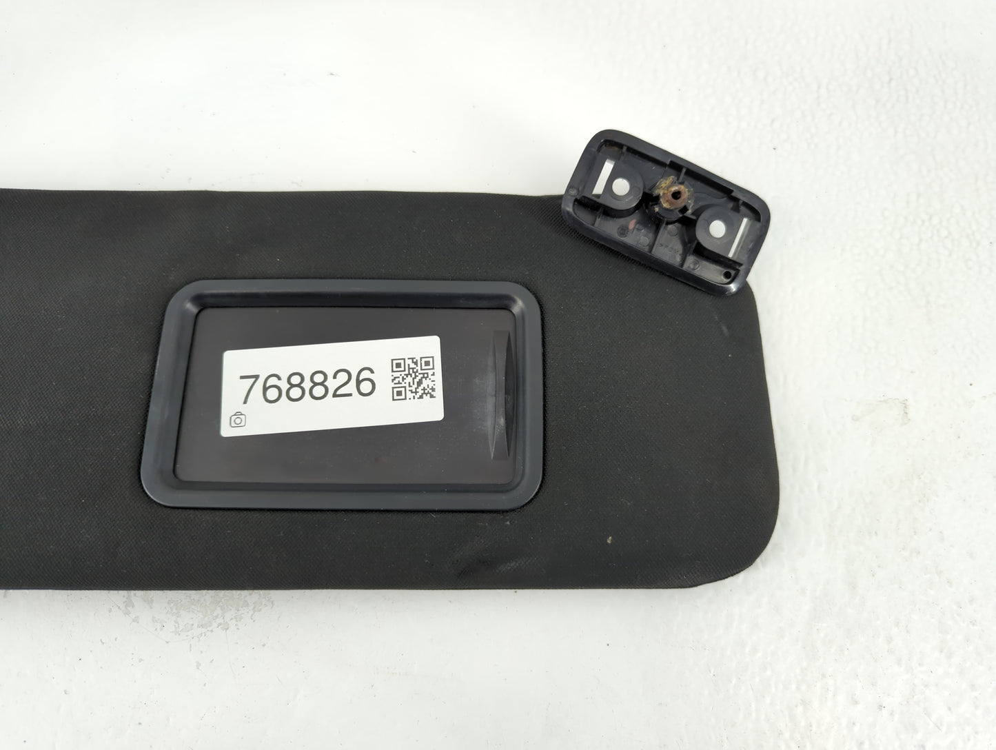 2019 Land Rover Discovery Sun Visor Shade Replacement Passenger Right Mirror Fits OEM Used Auto Parts - Oemusedautoparts1.co