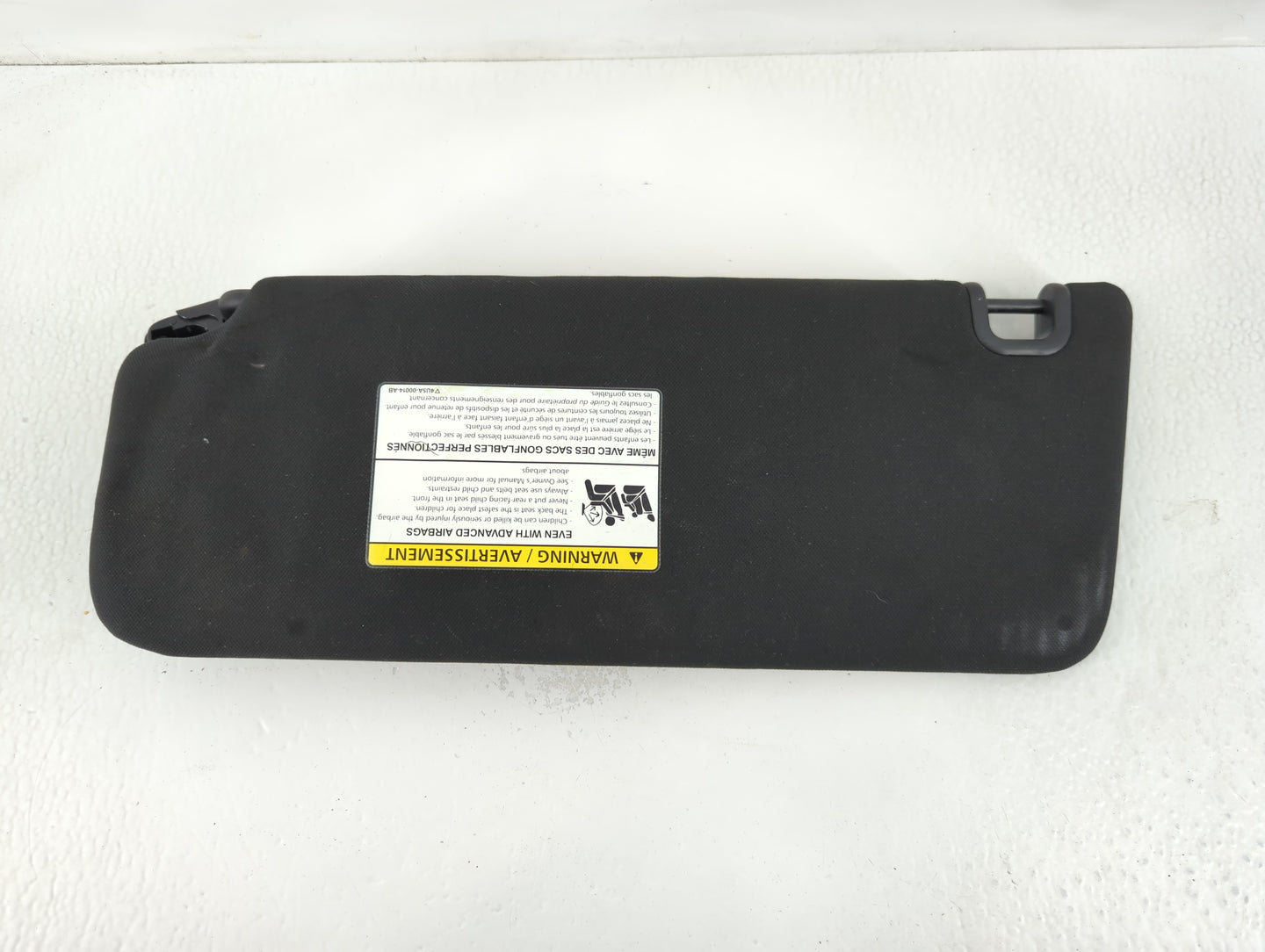 2019 Land Rover Discovery Sun Visor Shade Replacement Passenger Right Mirror Fits OEM Used Auto Parts - Oemusedautoparts1.co
