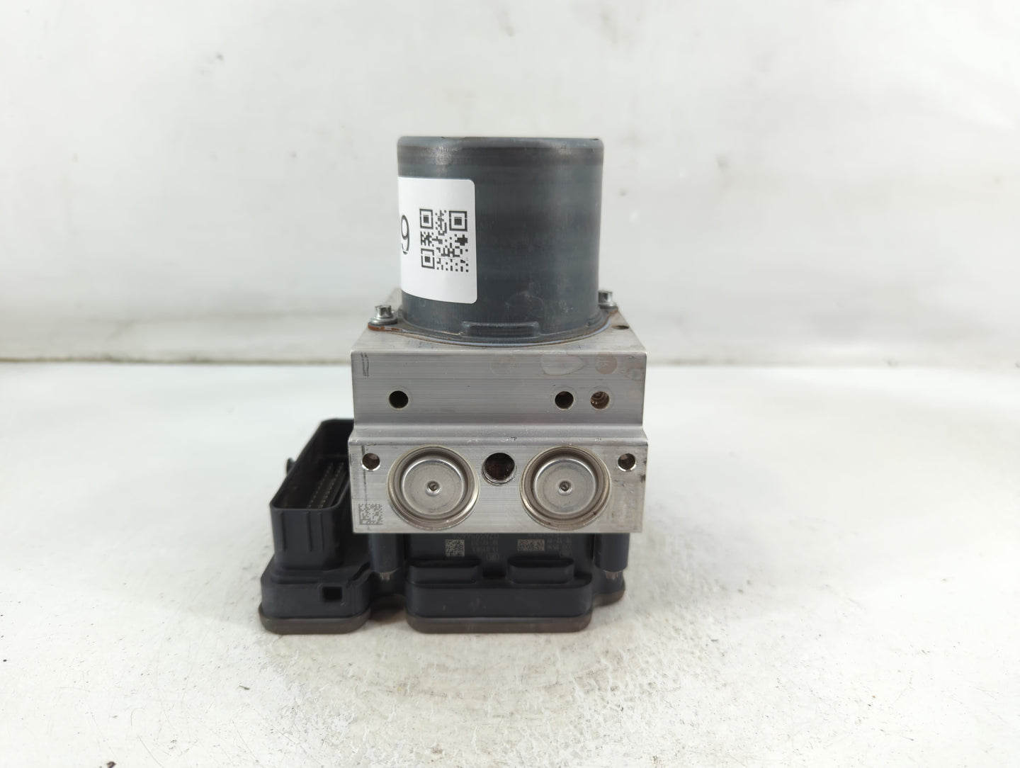 2019 Land Rover Discovery ABS Pump Control Module Replacement P/N:7PLA-14447-AE Fits OEM Used Auto Parts - Oemusedautoparts1