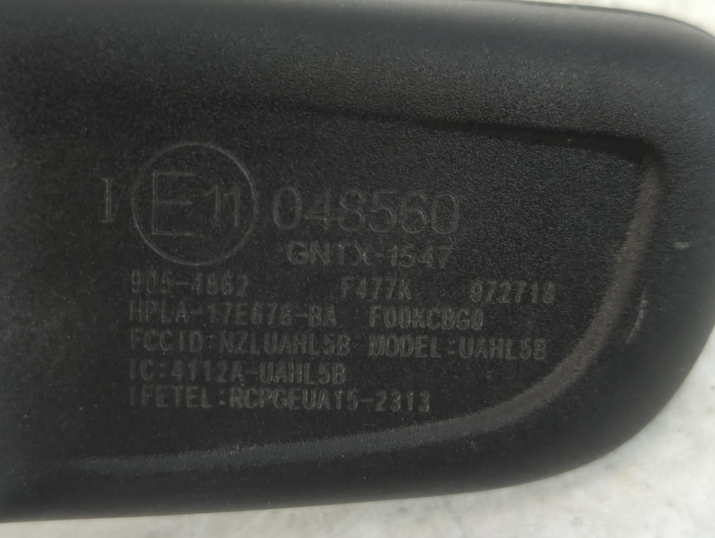 2019 Land Rover Discovery Interior Rear View Mirror Replacement OEM P/N:E11048560 Fits Fits 2017 2018 2020 OEM Used Auto Par