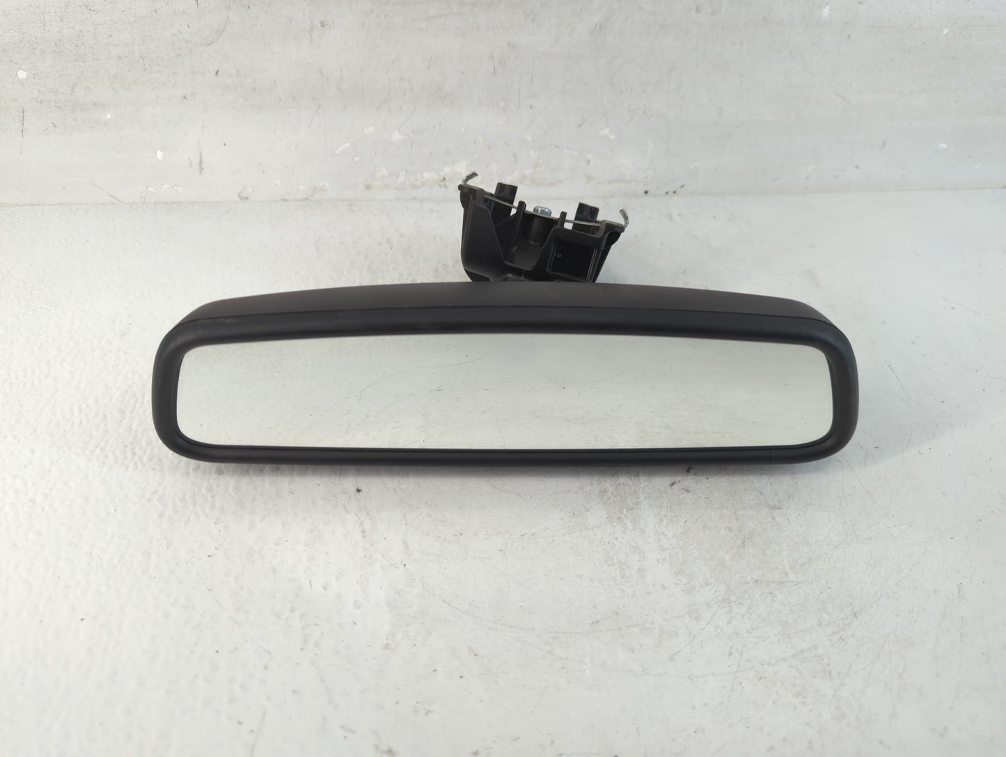 2015-2019 Land Rover Discovery Sport Interior Rear View Mirror Replacement OEM P/N:FK72-17E678-DA Fits OEM Used Auto Parts -