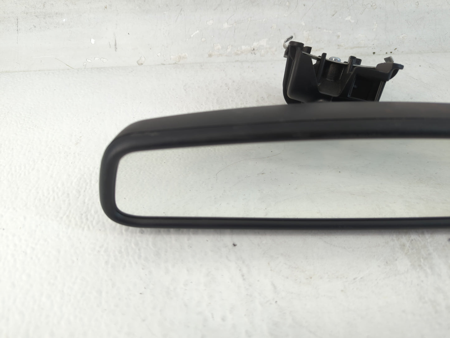 2015-2019 Land Rover Discovery Sport Interior Rear View Mirror Replacement OEM P/N:FK72-17E678-DA Fits OEM Used Auto Parts -