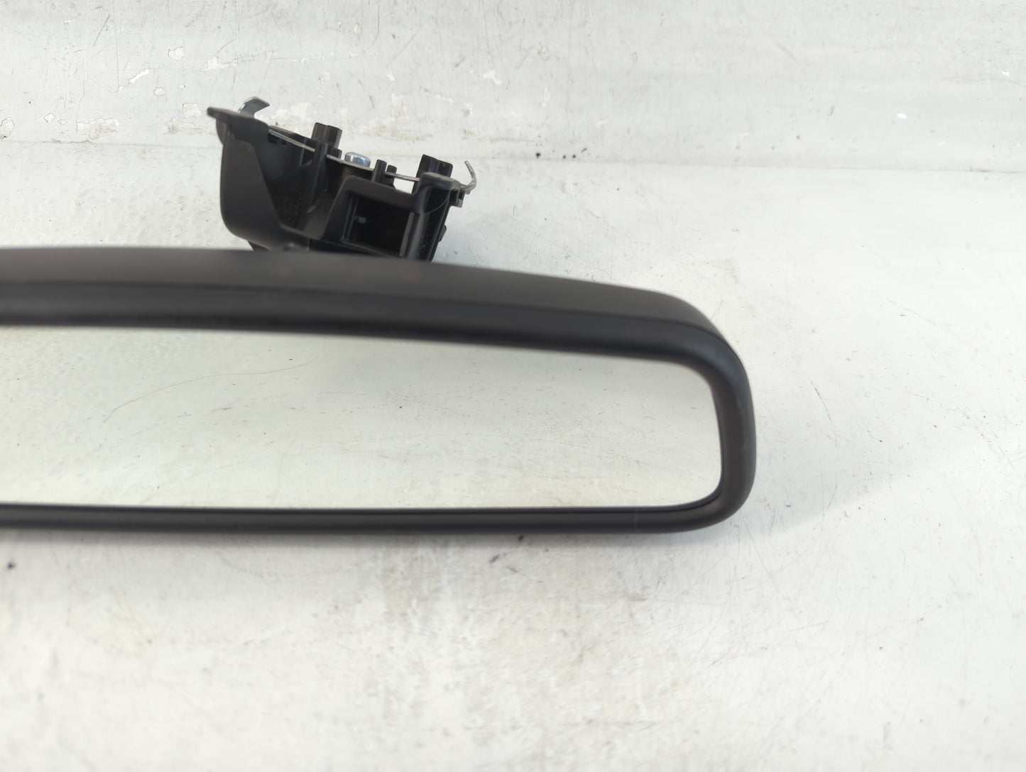 2015-2019 Land Rover Discovery Sport Interior Rear View Mirror Replacement OEM P/N:FK72-17E678-DA Fits OEM Used Auto Parts -