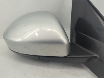 2018-2019 Land Rover Discovery Sport Passenger Side View Mirror - Right Door Mirror OEM Used