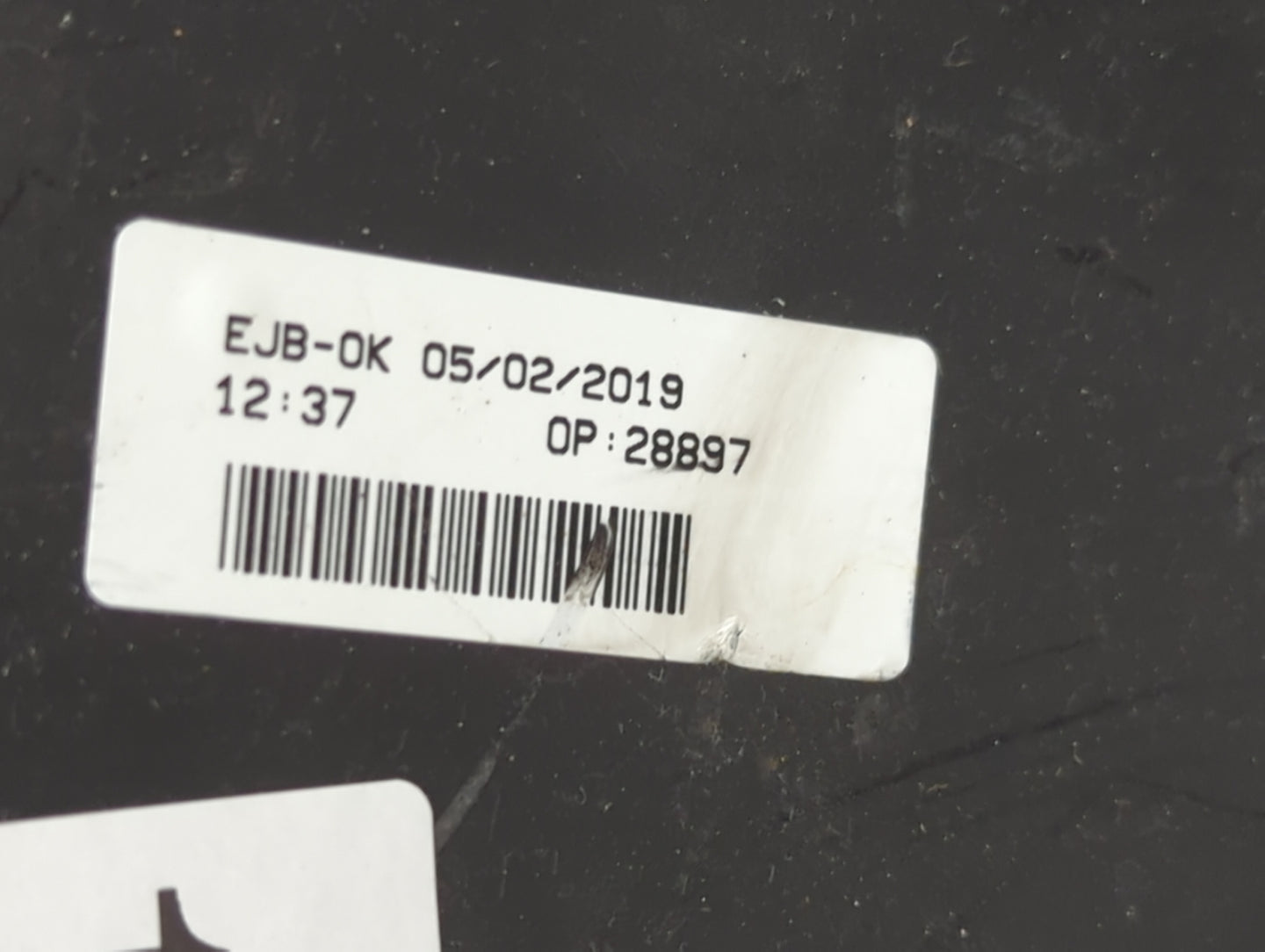 2018-2019 Land Rover Discovery Sport Fusebox Fuse Box Panel Relay Module Fits Fits 2018 2019 OEM Used Auto Parts - Oemusedau