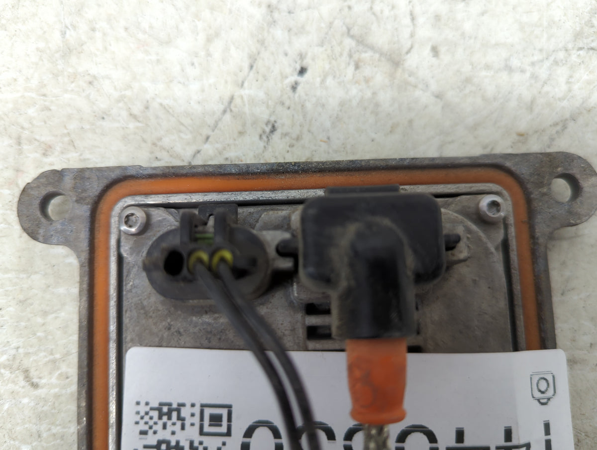 2019 Land Rover Discovery Sport Headlight Ballast Head Light - Oemusedautoparts1.com