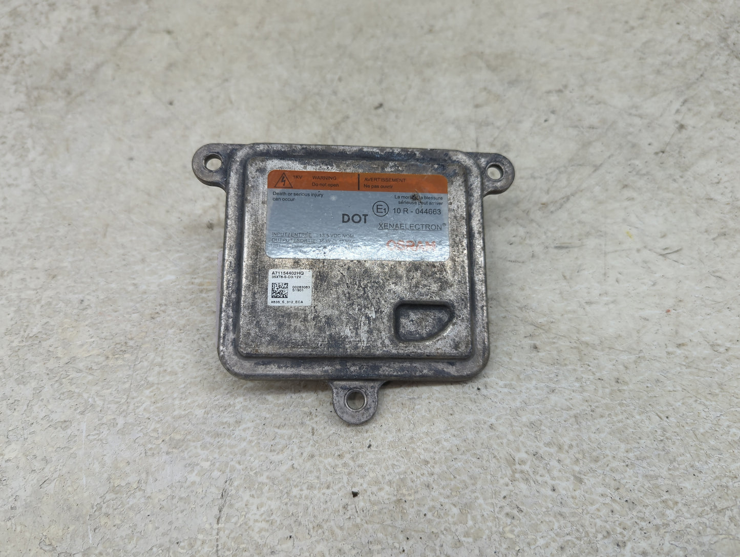 2019 Land Rover Discovery Sport Headlight Ballast Head Light - Oemusedautoparts1.com