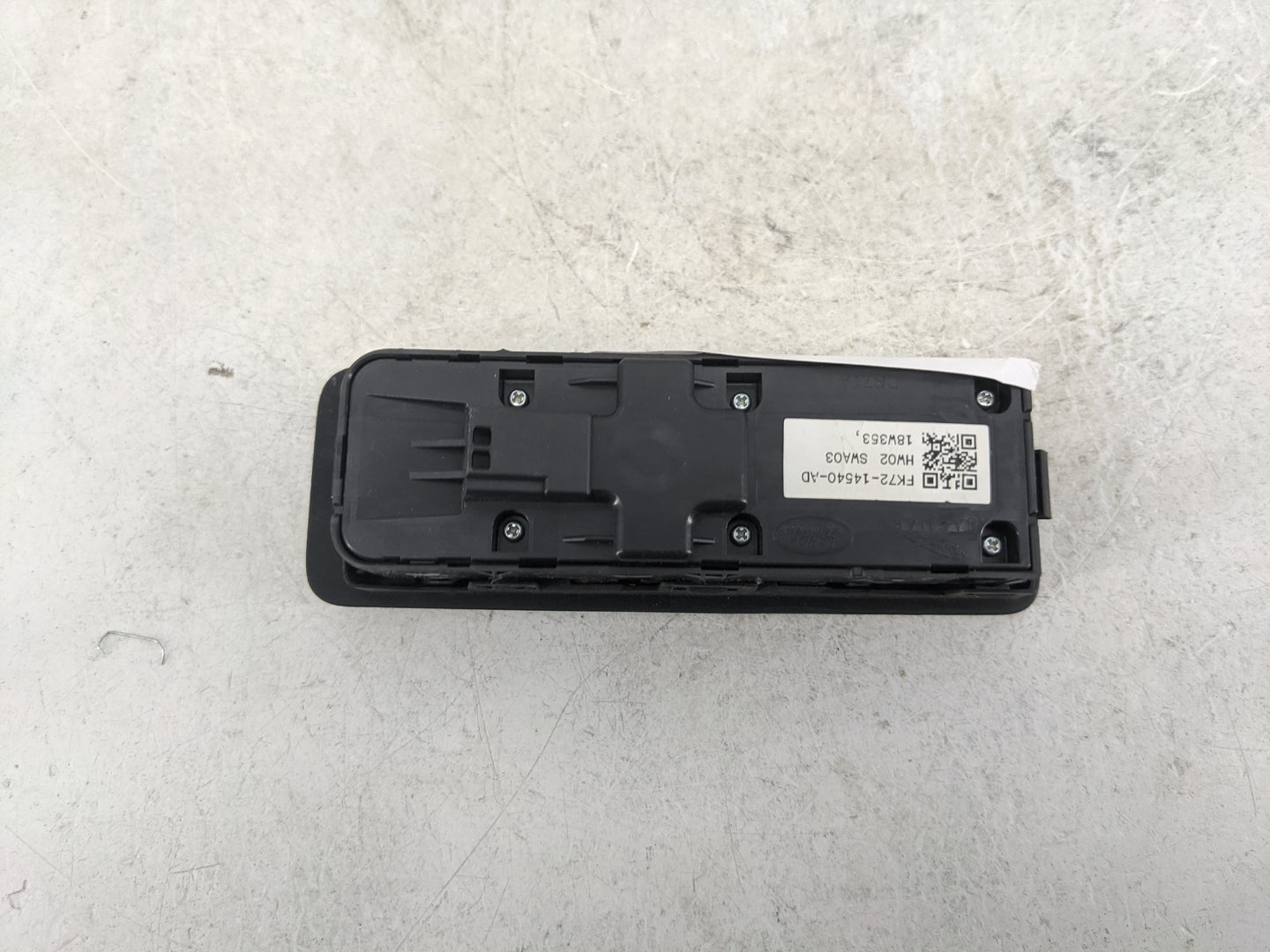 2015-2019 Land Rover Discovery Sport Master Power Window Switch Replacement Driver Side Left P/N:FK72-14540-AD HW02 Fits OEM