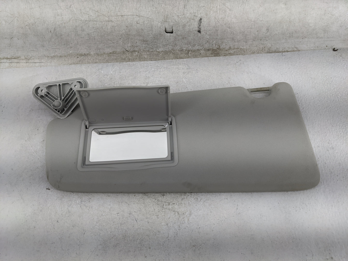 2015-2019 Land Rover Discovery Sport Sun Visor Shade Replacement Driver Left Mirror Fits Fits 2015 2016 2017 2018 2019 OEM U