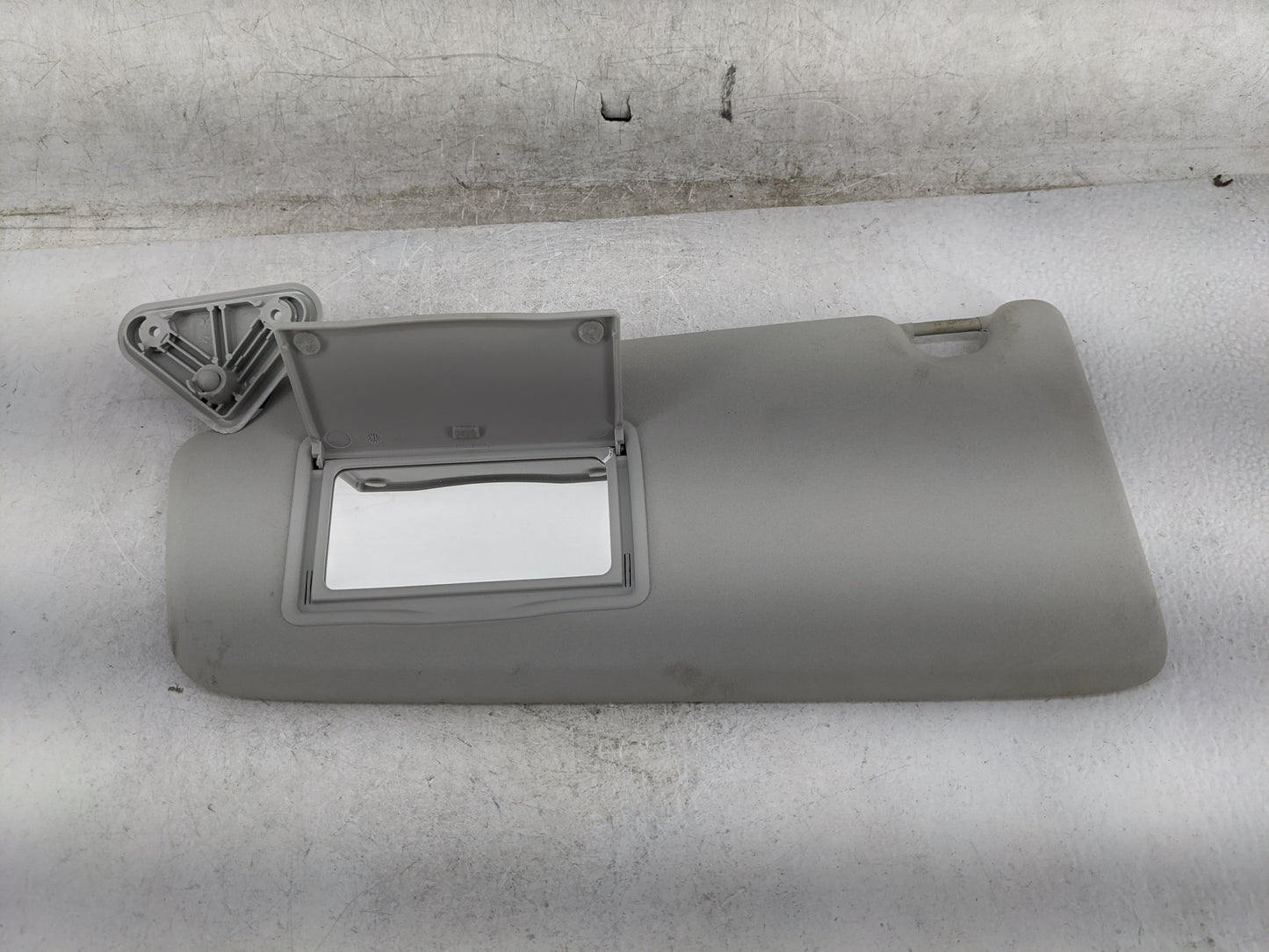 2015-2019 Land Rover Discovery Sport Sun Visor Shade Replacement Driver Left Mirror Fits Fits 2015 2016 2017 2018 2019 OEM U