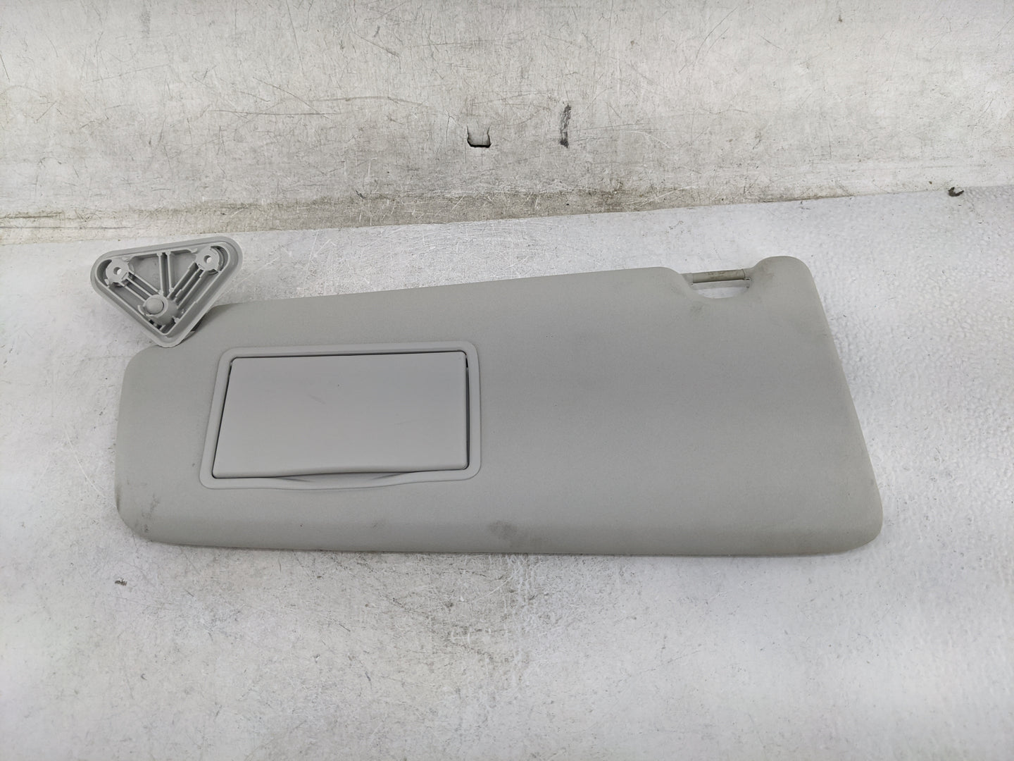 2015-2019 Land Rover Discovery Sport Sun Visor Shade Replacement Driver Left Mirror Fits Fits 2015 2016 2017 2018 2019 OEM U