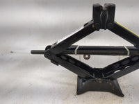 2019 Land Rover Discovery Sport Spare Scissor Car Jack Black - Oemusedautoparts1.com