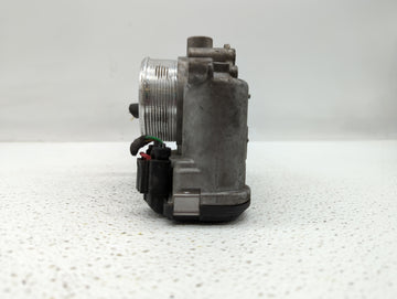 2019 Land Rover Discovery Sport Throttle Body Fits Fits 2018 OEM Used Auto Parts