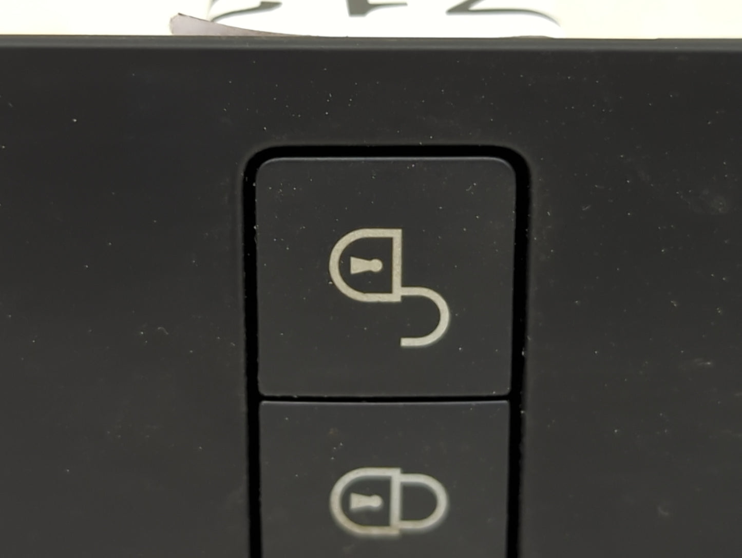 2013-2020 Land Rover Range Rover Master Power Window Switch Replacement Driver Side Left P/N:L0260285AC01 Fits OEM Used Auto