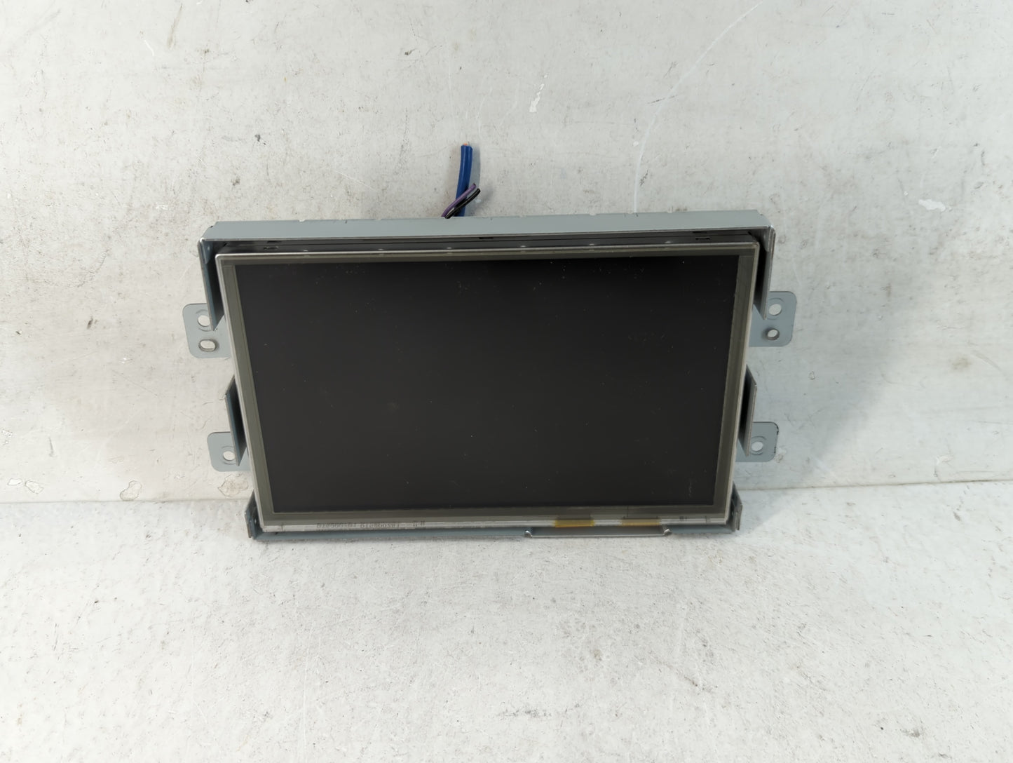 Land Rover Range Rover Evoque Information Display Screen - Oemusedautoparts1.com