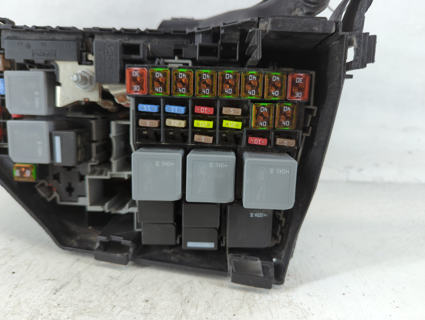 2018-2019 Land Rover Range Rover Evoque Fusebox Fuse Box Panel Relay Module P/N:JK72-14A076-AA Fits Fits 2018 2019 OEM Used 